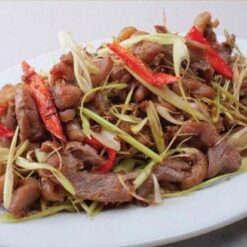 thịt trâu hấp sả